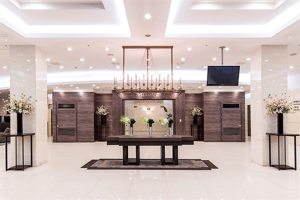 New Hilltop Hotel Сеул Екстериор снимка