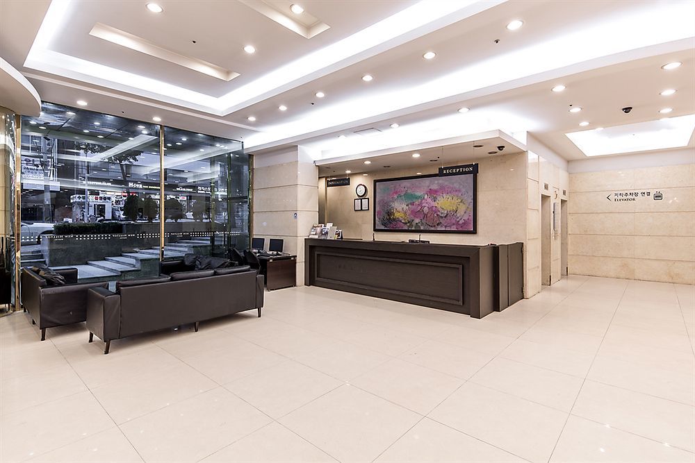 New Hilltop Hotel Сеул Екстериор снимка