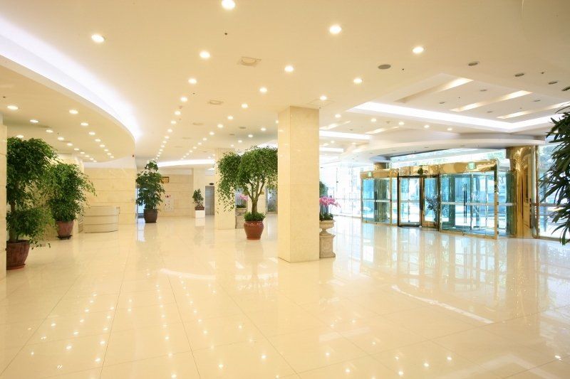 New Hilltop Hotel Сеул Екстериор снимка
